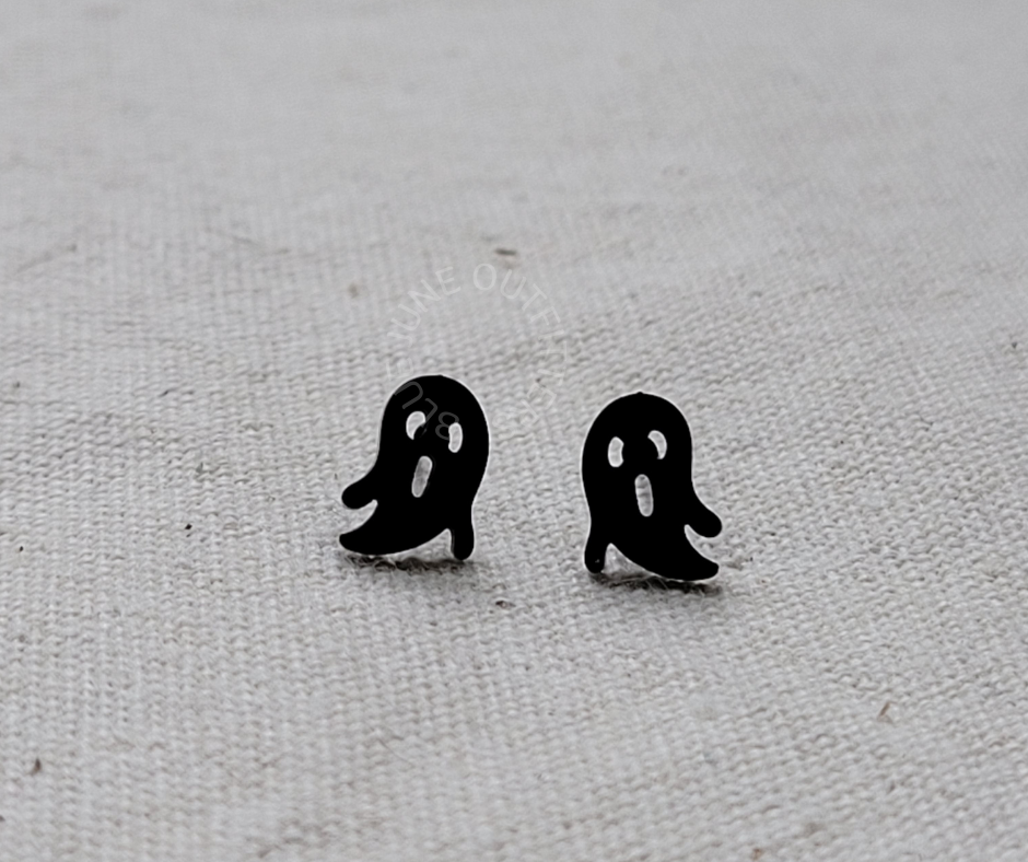 Spooky Ghost Stud Earrings