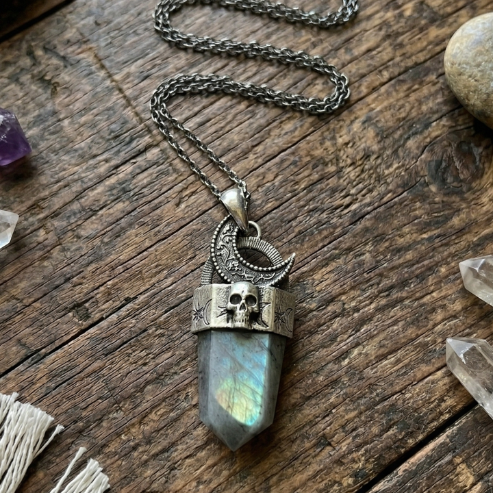 The Midnight Seer | Labradorite & Antique Silver Skull Necklace