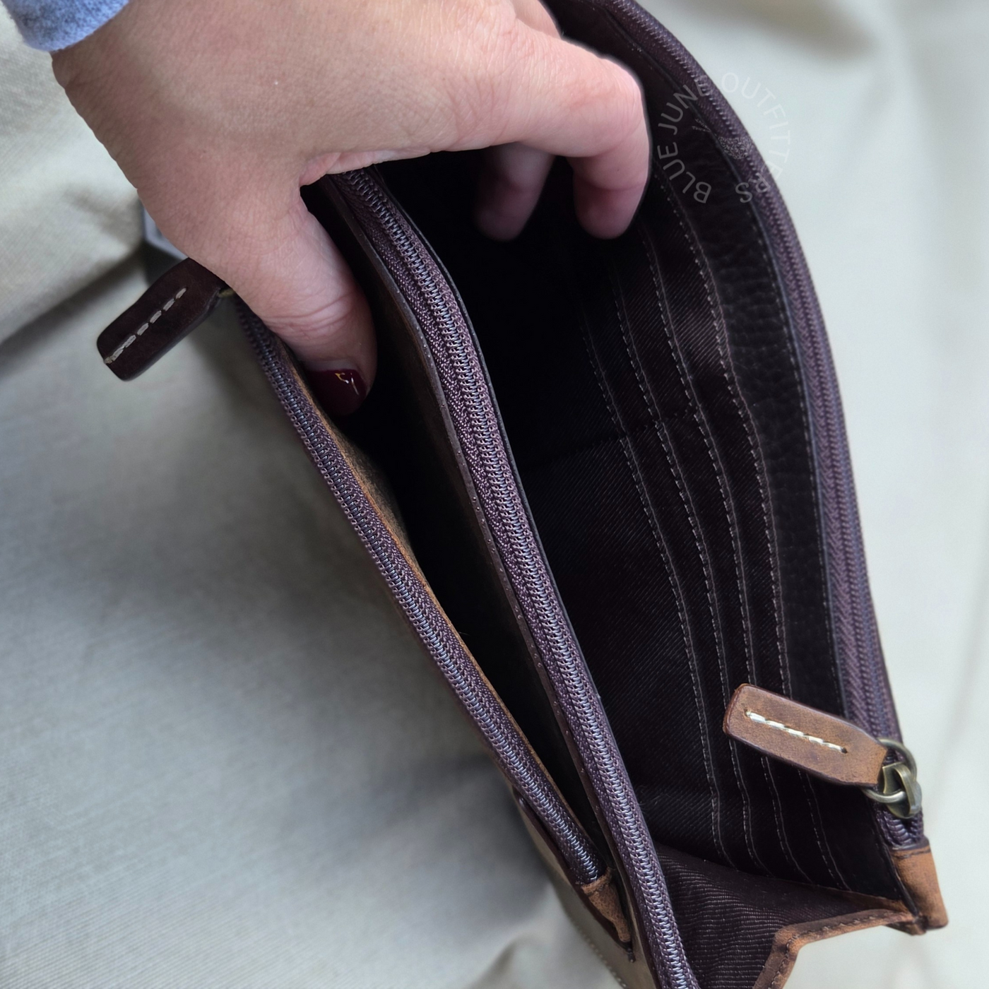 Myra Roadstop Wallet – Stylish Leather Wallet for Women