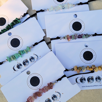 Adjustable Gemstone Chip Bracelets – White Opal, Malachite, Agate, Amazonite, Strawberry Quartz, Fluorite