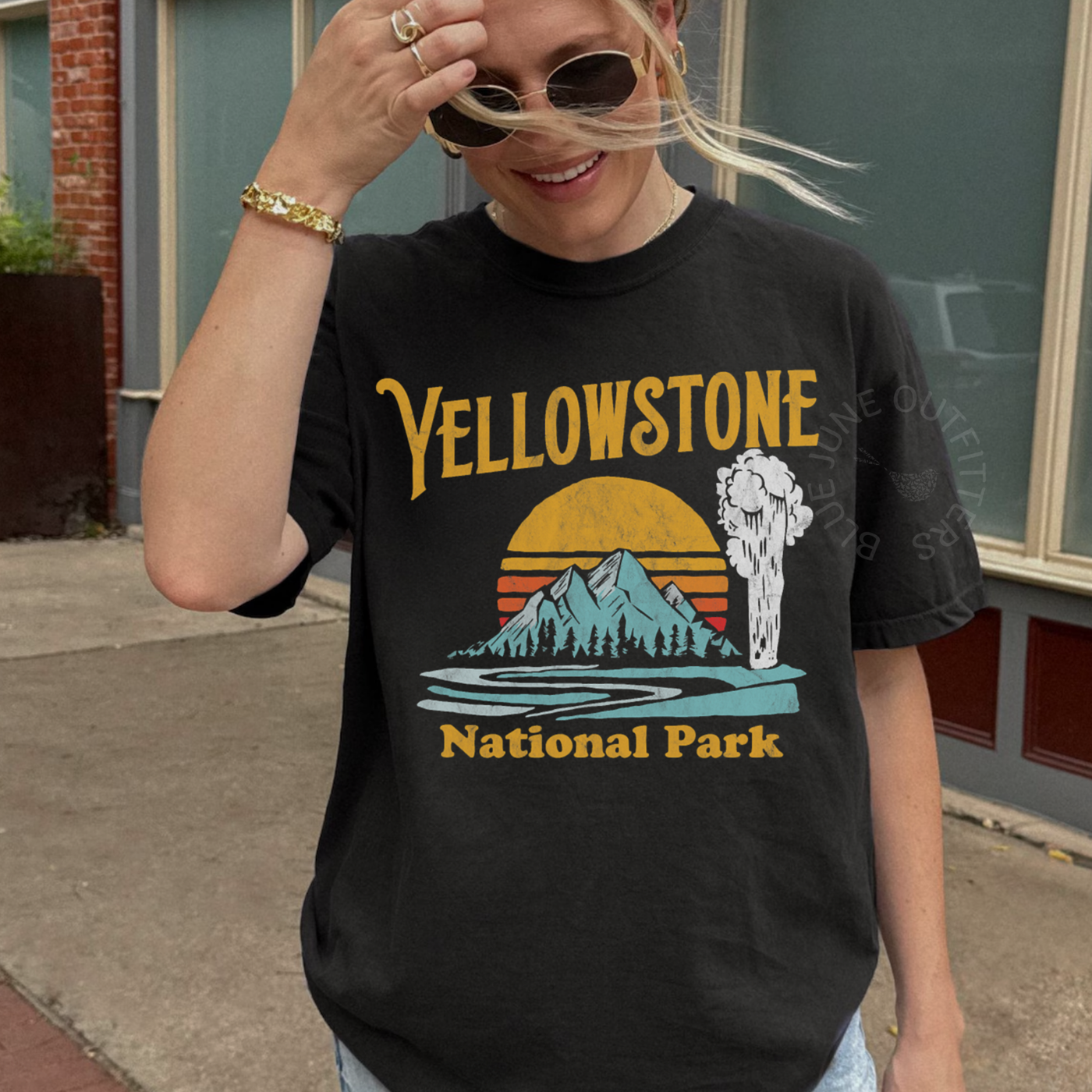 Yellowstone National Park Retro Graphic T-Shirt