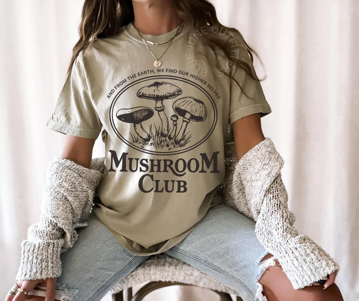 🌿 MUSHROOM CLUB TEE | GROOVY VINTAGE INSPIRED TEE