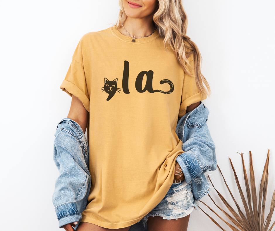 COMMA LA CAT LADY | COMFORT COLORS®  KAMALA TEE