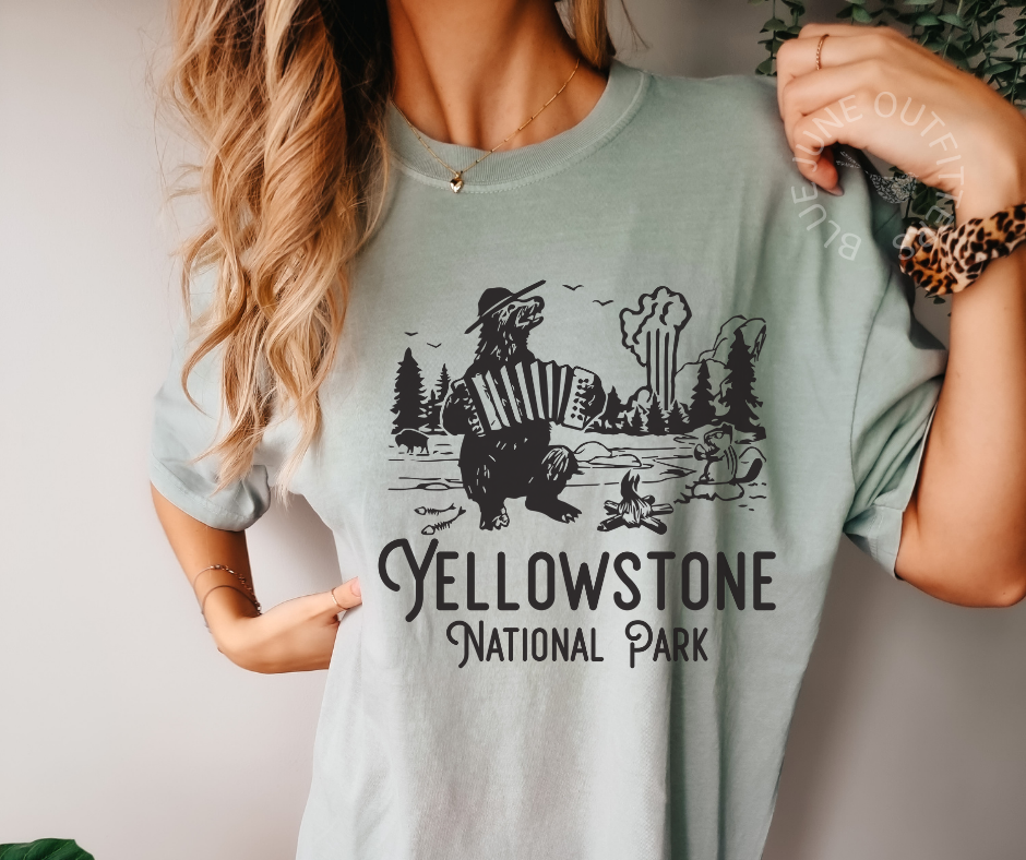 Retro Yellowstone National Park | Comfort Colors® Tee