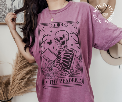 The Reader Skellie Tarot | Comfort Colors® Tee