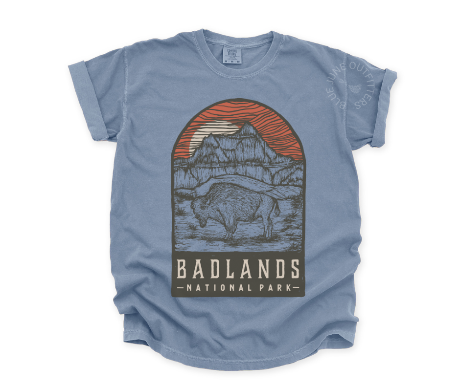 BADLANDS NATIONAL PARK | COMFORT COLORS® UTAH TEE