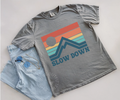 SLOW DOWN MOUNTAIN TIME | COMFORT COLORS® RETRO NATURE TEE
