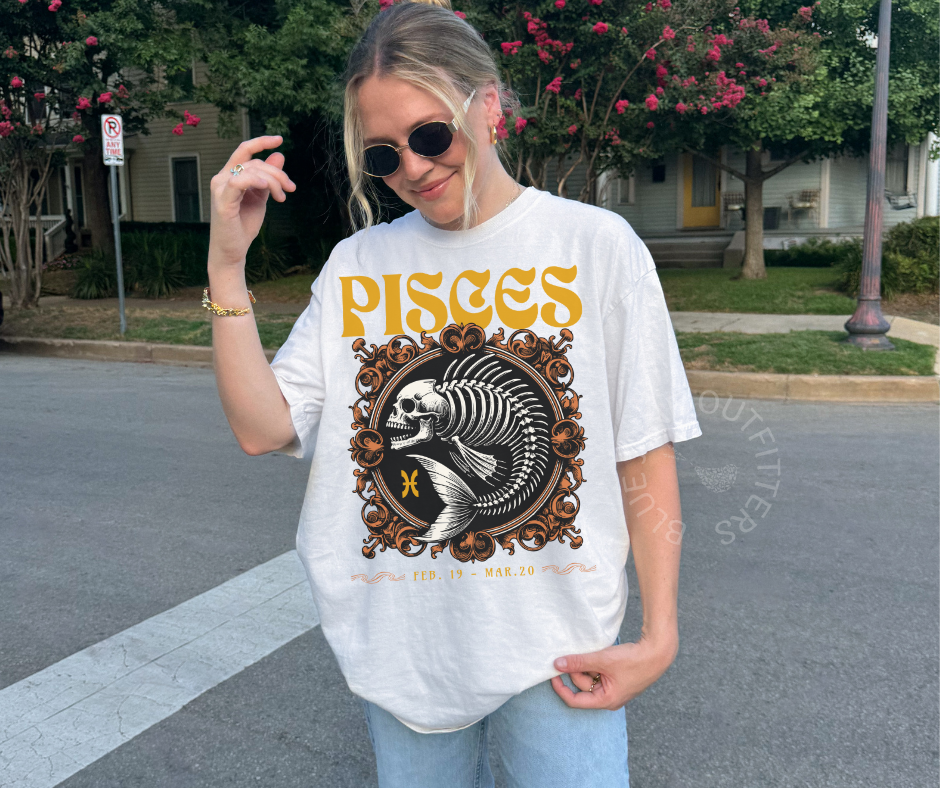 PISCES ZODIAC DESIGN | COMFORT COLORS® TEE