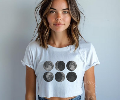 Moon Phases Cropped Tee – Festival Style Moon Graphic T-Shirt