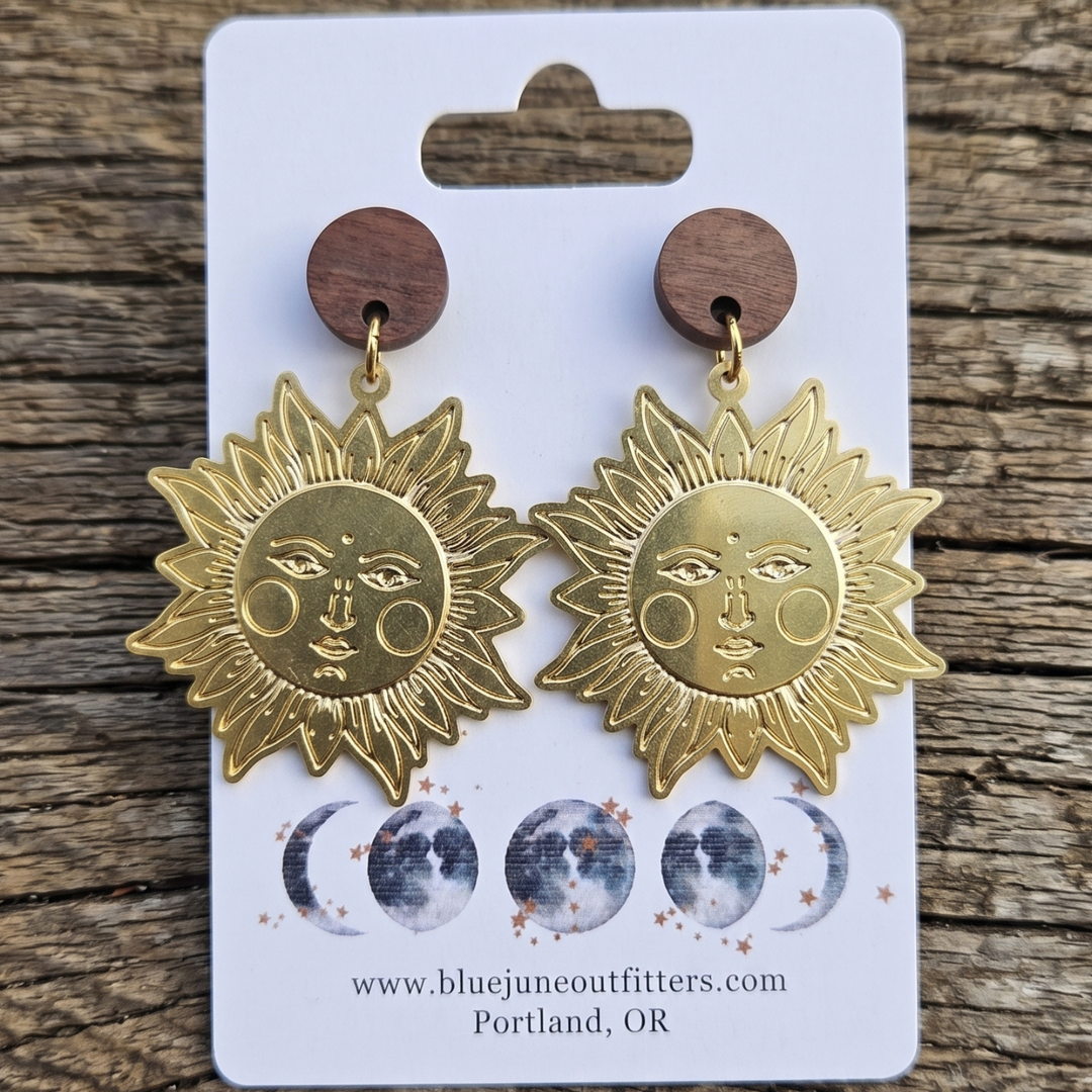 The Sol Invictus Earrings – Laser-Etched Raw Brass Sun & Wood Statement Drops
