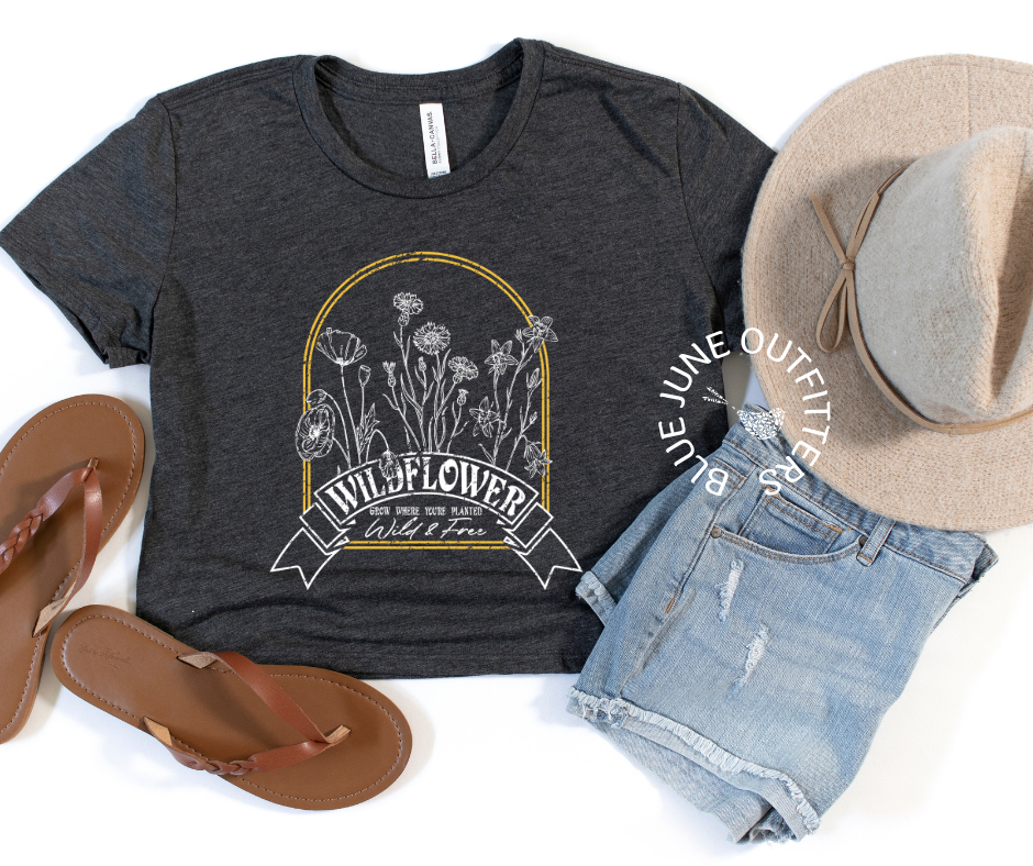 Women's Hippie Wildflowers Cropped Tee