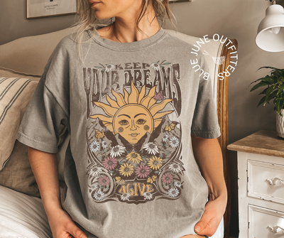 Keep Your Dreams Alive | Comfort Colors® Trippy Nature Tee