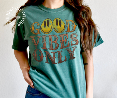 Good Vibes Only | 90's Vibes Comfort Colors® Tee